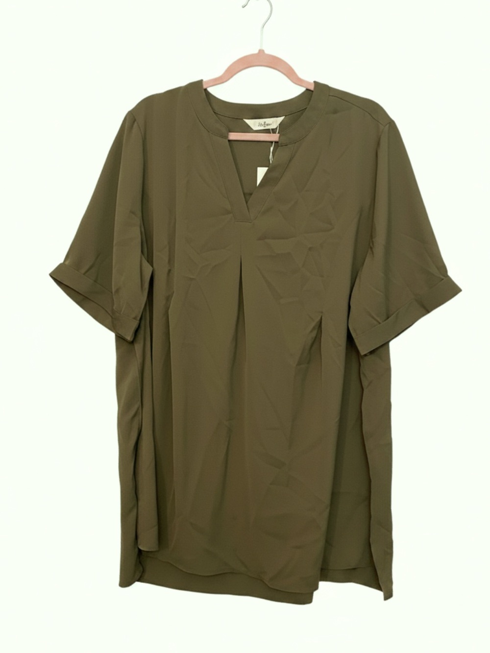 Relaxed Olive Split-Neck Tunic Top • NWT • 27" p2p, 31" length